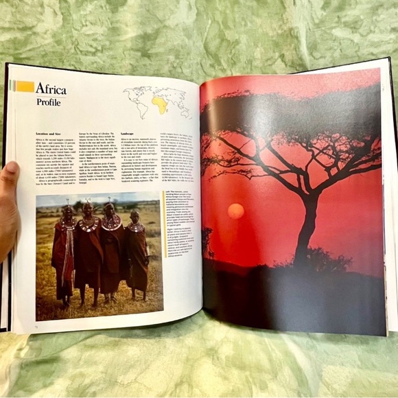 Photographic World Atlas Hardback Book by Rand McNally - Picture 2 of 4